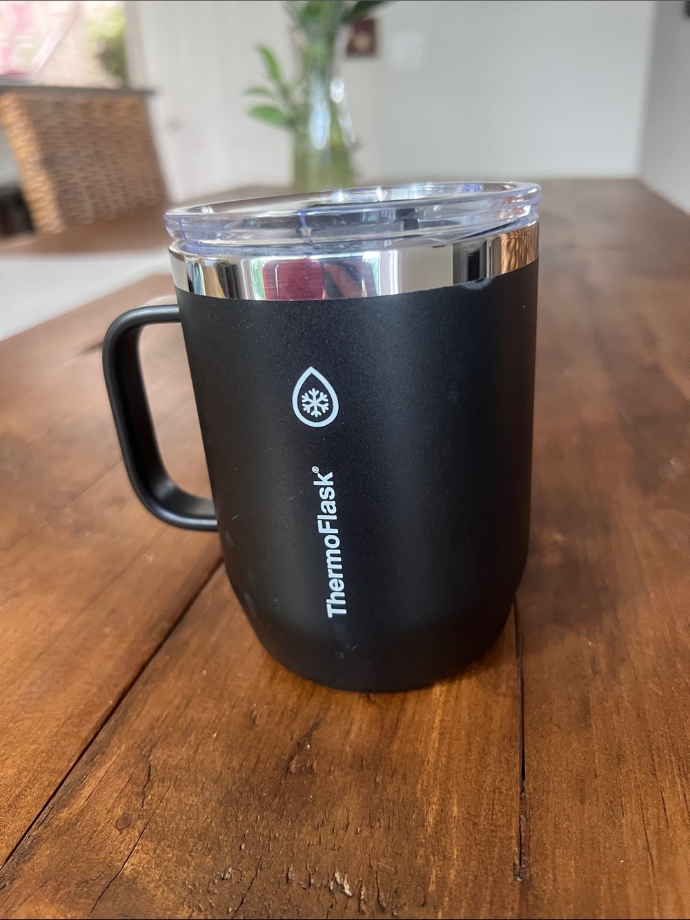 ThermoFlask Black Insulated Travel Mug with Clear Lid